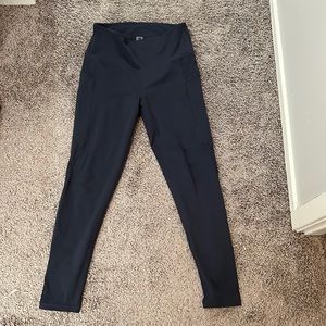 Mono B leggings full length size large. Only worn once to try on.